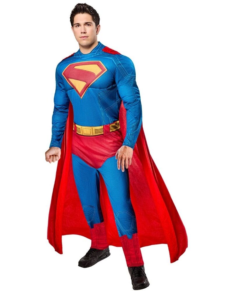 תחפושת סופרמן שרירי דלוקס לגבר עם אוברול מרופד וגלימה 🦸‍♂️✨